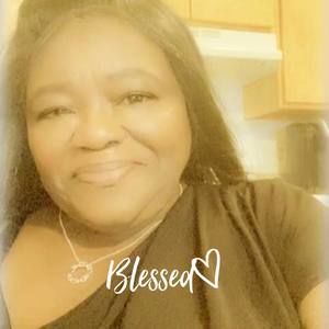 Meet your Posher, Liz